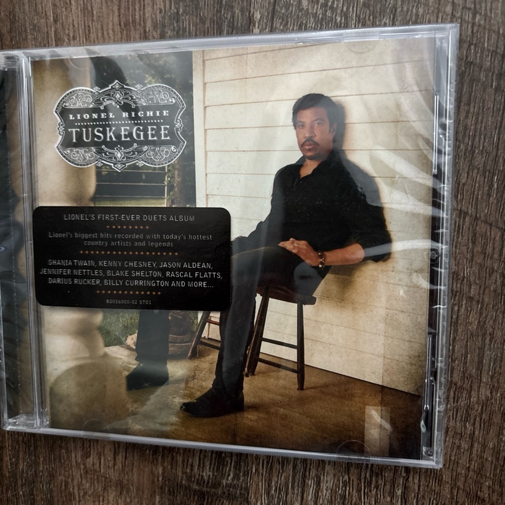 Lionel Richie Tuskegee (2012 CD) Featuring Duets Brand New
